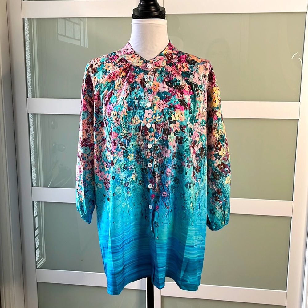 Multi color top